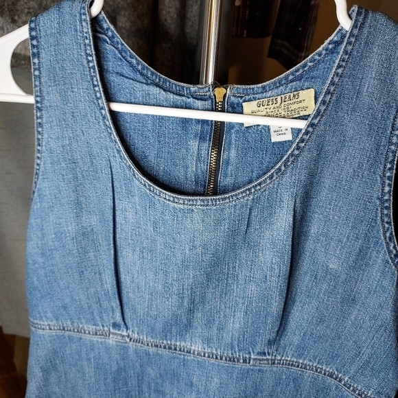 Vintage Guess women's denim sleeveless dress size 3 front pockets - Picture 4 of 16